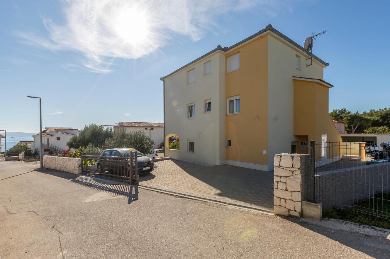 Apart Sa Terasom 250M Od Plaze,Parking,Wi Fi,Rostilj Trogir Bagian luar foto